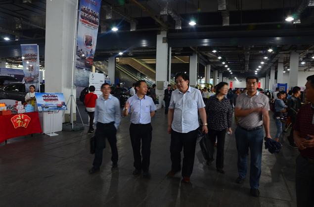 省参事室调研组考察红星会展中心